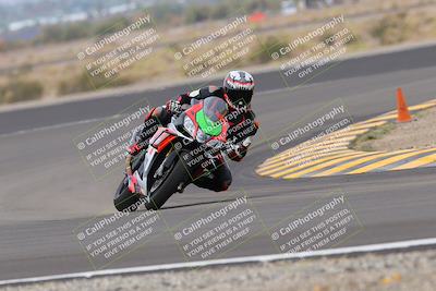 media/Sep-10-2022-SoCal Trackdays (Sat) [[a5bf35bb4a]]/Turn 11 (11am)/